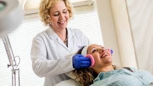 Female Skin Specialist in Rewa