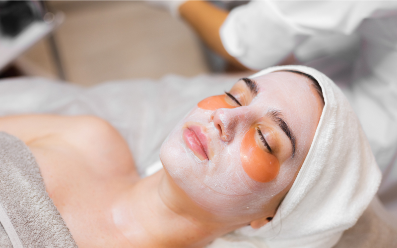 Female Skin Specialist in Seoni