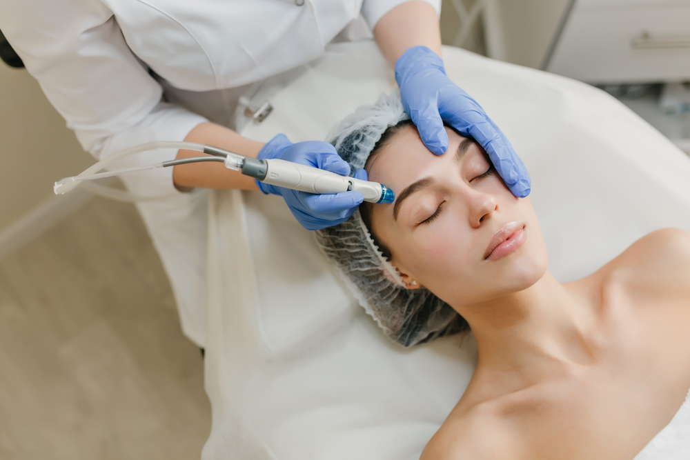 Jella Hydra Facial